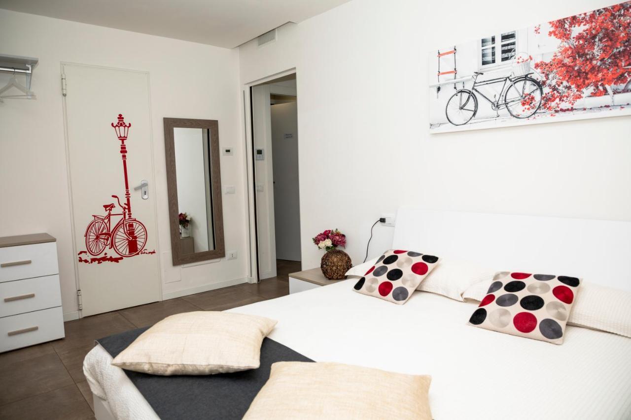Maisonette Modena Park Eksteriør bilde